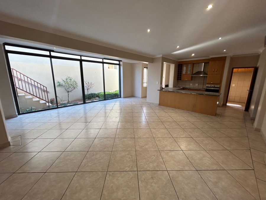 2 Bedroom Property for Sale in Xanadu Eco Park North West